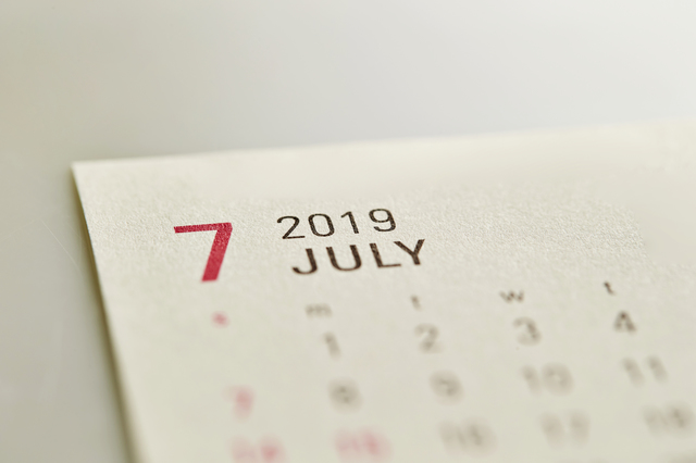 7月の引っ越し費用相場 7月はオフシーズンと繁忙期の両方を兼ねている珍しい月 引越し宣言
